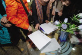 内黄讨债公司如何把握上门催款的时机